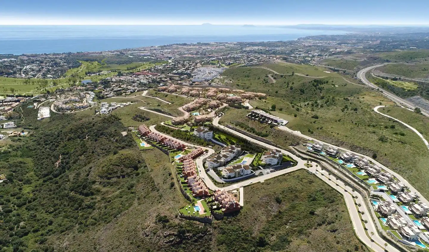 Exterior view of Apartments for sale in Benahavís  with Air Conditioner, Heating and Terrace