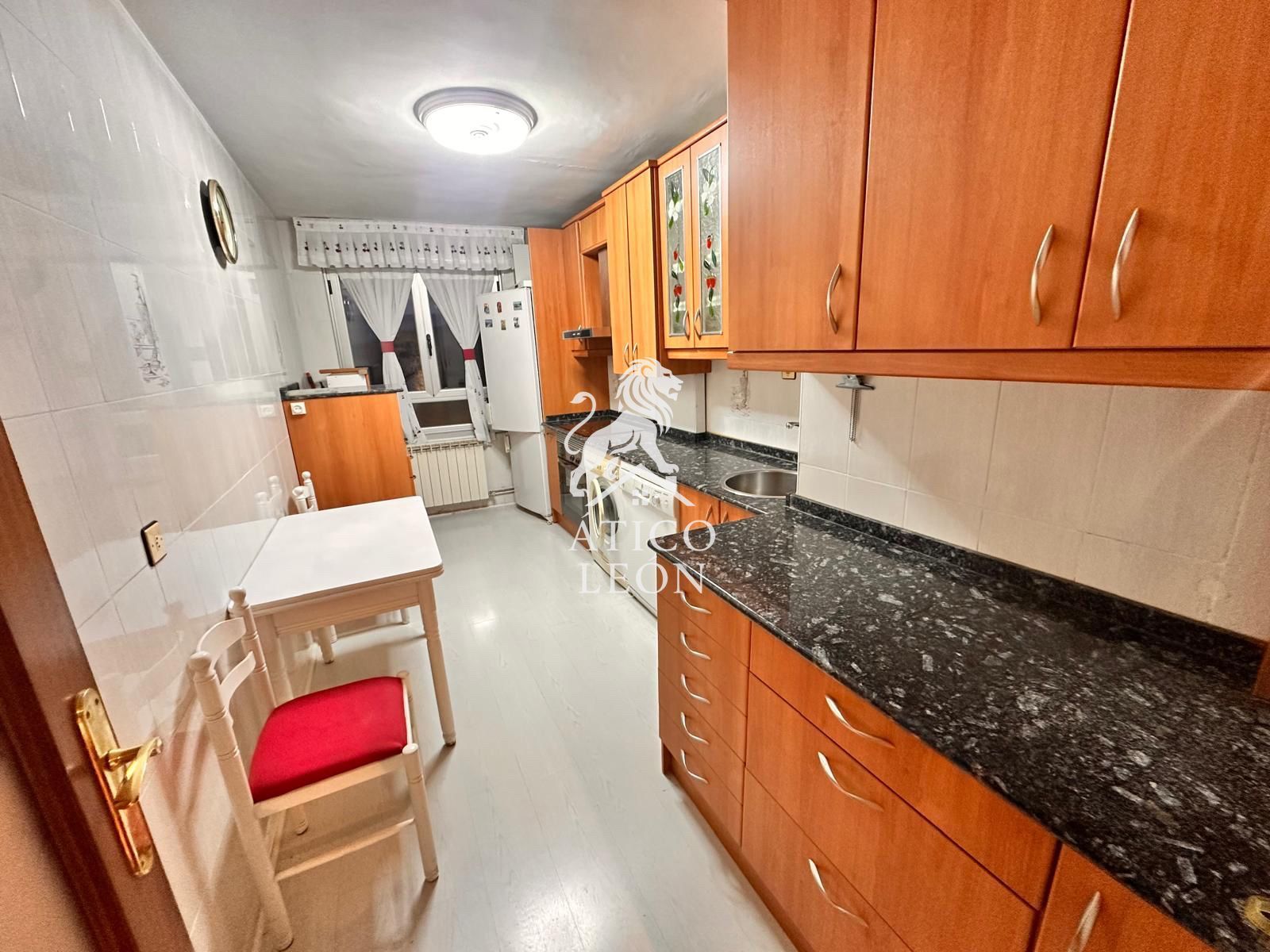Kitchen of Apartment for sale in León Capital   with Heating, Terrace and Storage room
