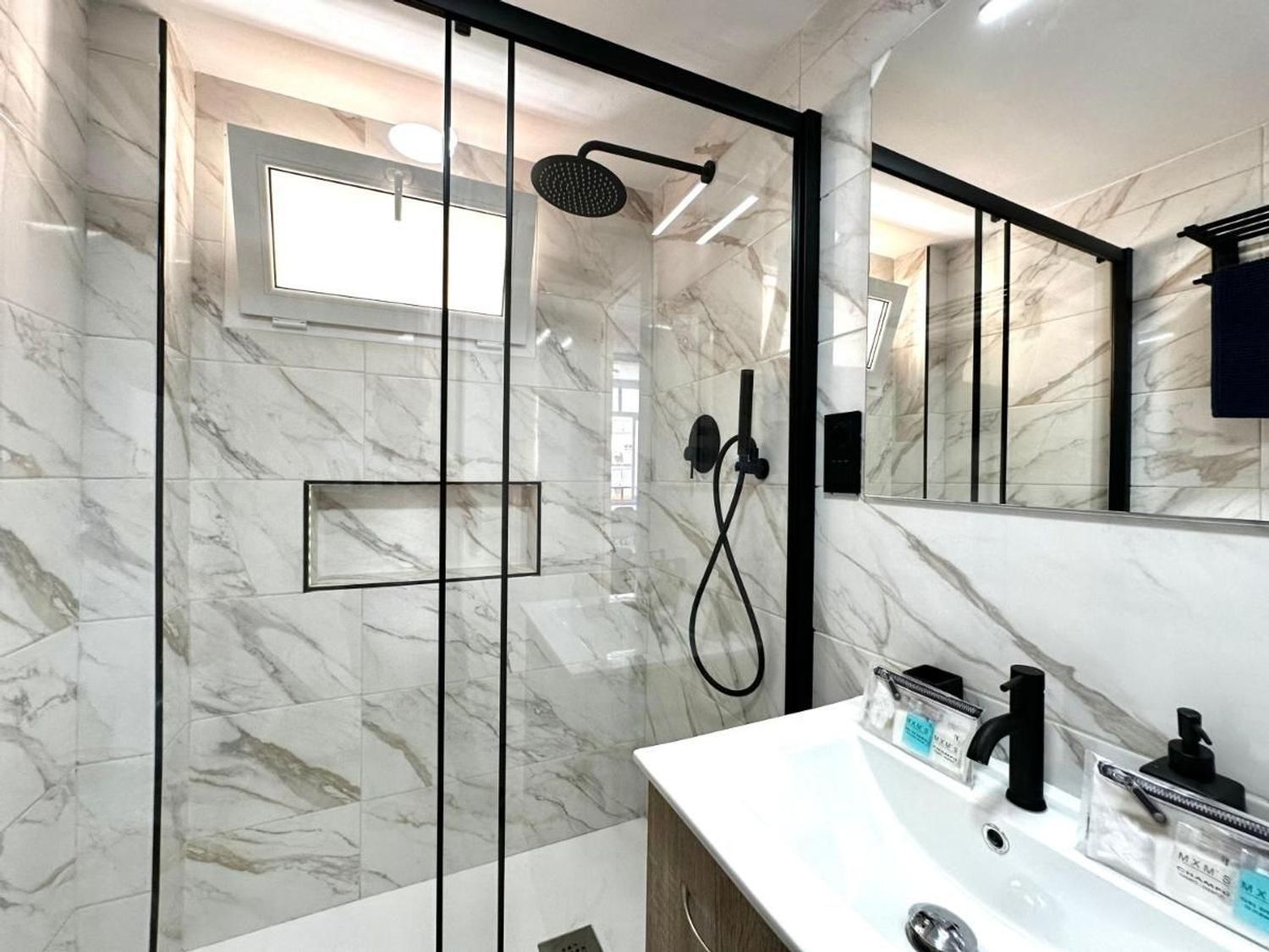 Bathroom of Study for sale in Torremolinos