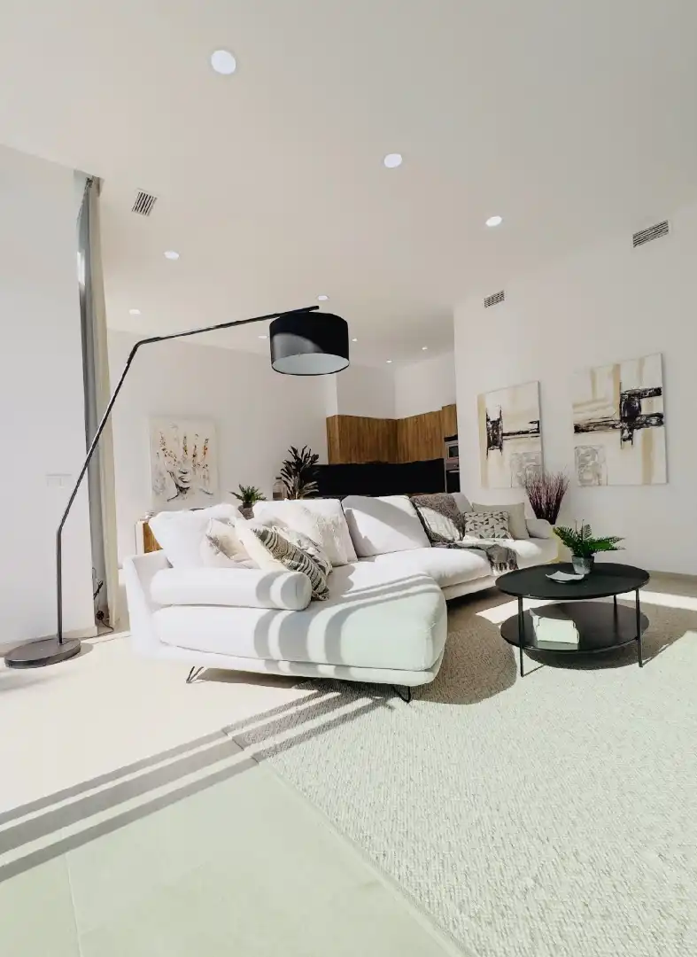 Sala d'estar de Casa adosada en venda en Calpe / Calp amb Aire condicionat, Calefacció i Jardí privat