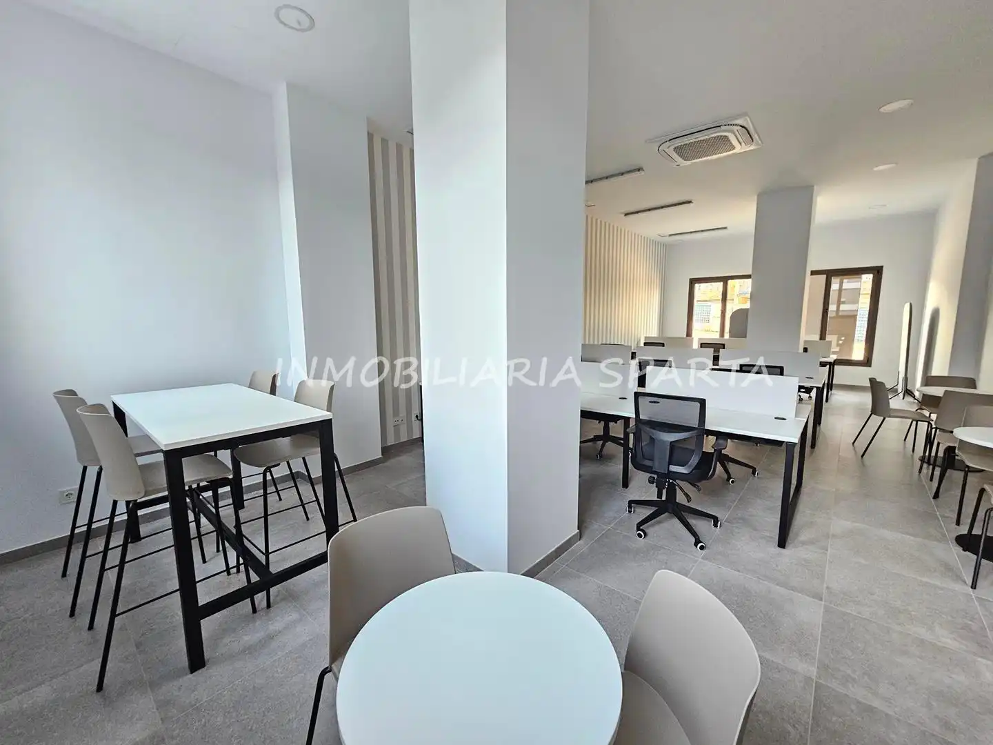 Flat for rent in Tomares  with Air Conditioner, Heating and Terrace