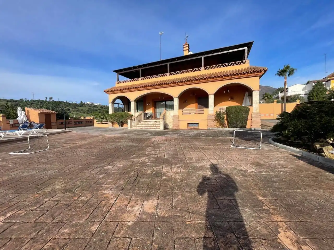 Vista exterior de Finca rústica en venda en Estepona amb Aire condicionat, Calefacció i Jardí privat
