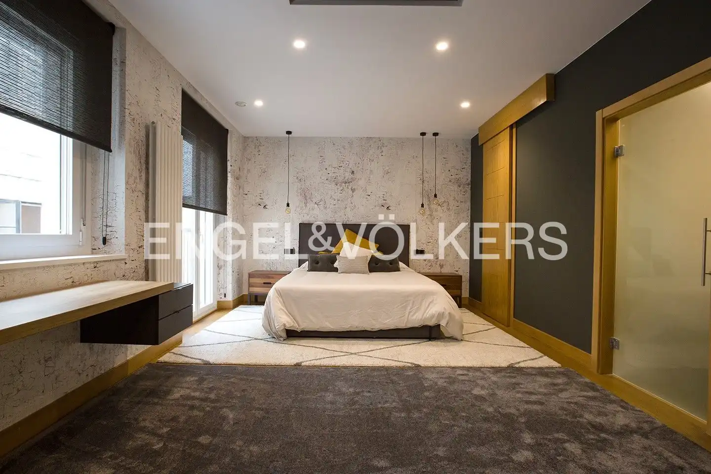 Habitación de Piso de alquiler en Bilbao  con Calefacción, Amueblado y Balcón