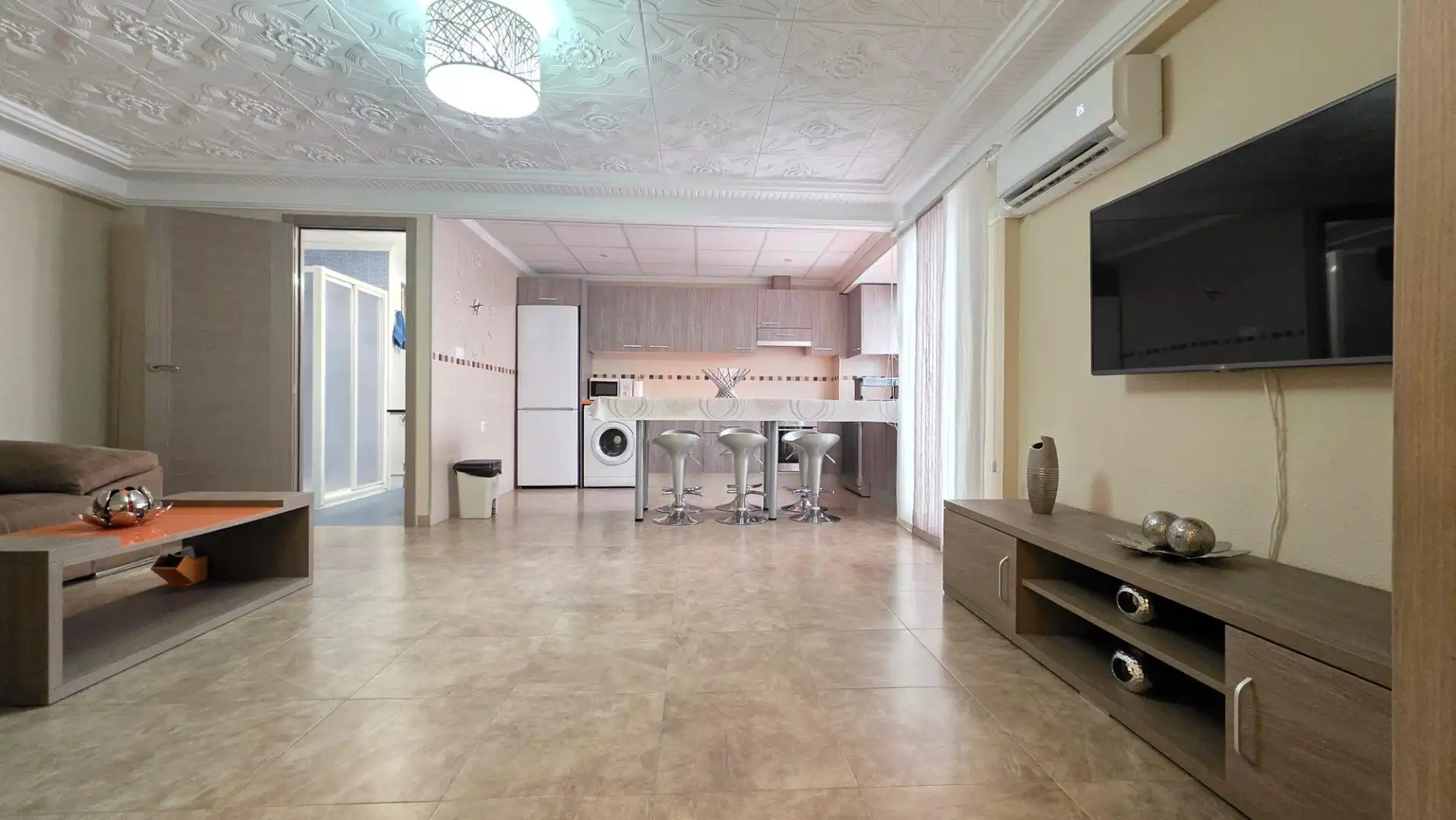 Flat with terrace to rent in Calle Carrer Trevijano, imagen 2