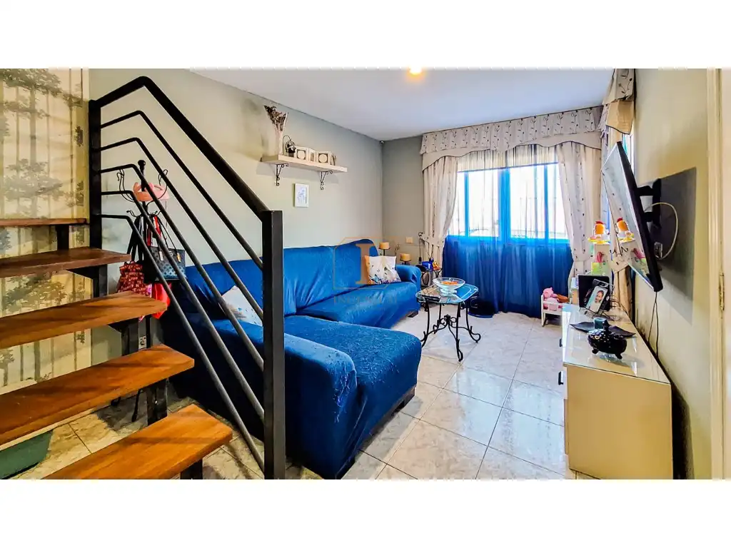 Sala d'estar de Casa adosada en venda en San Juan de la Rambla