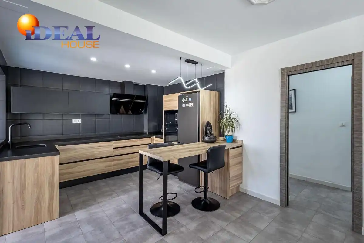 House for sale in Calle HARALES, imagen 9