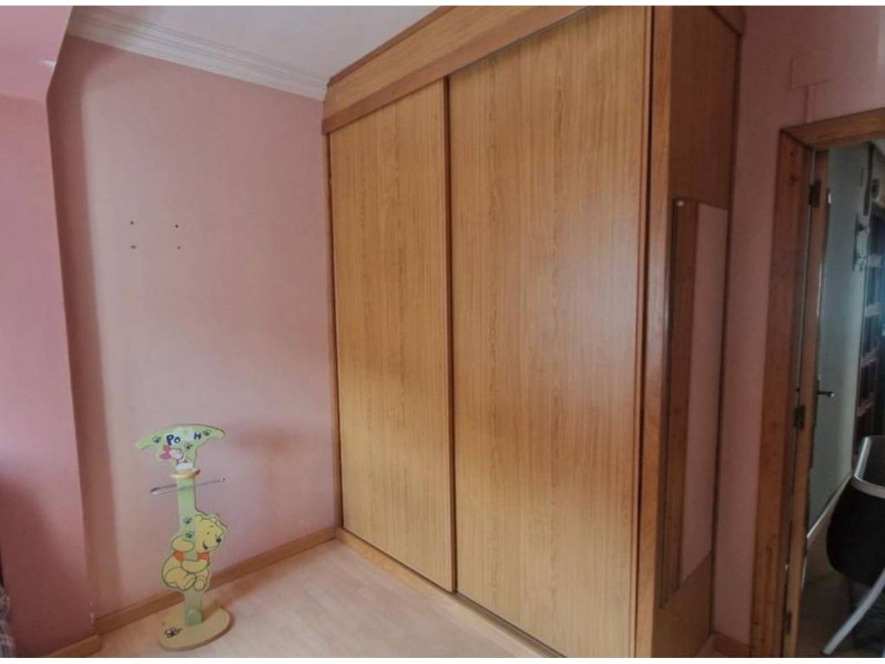Dormitori de Apartament en venda en Ourense Capital  amb Calefacció, Parquet i Balcó