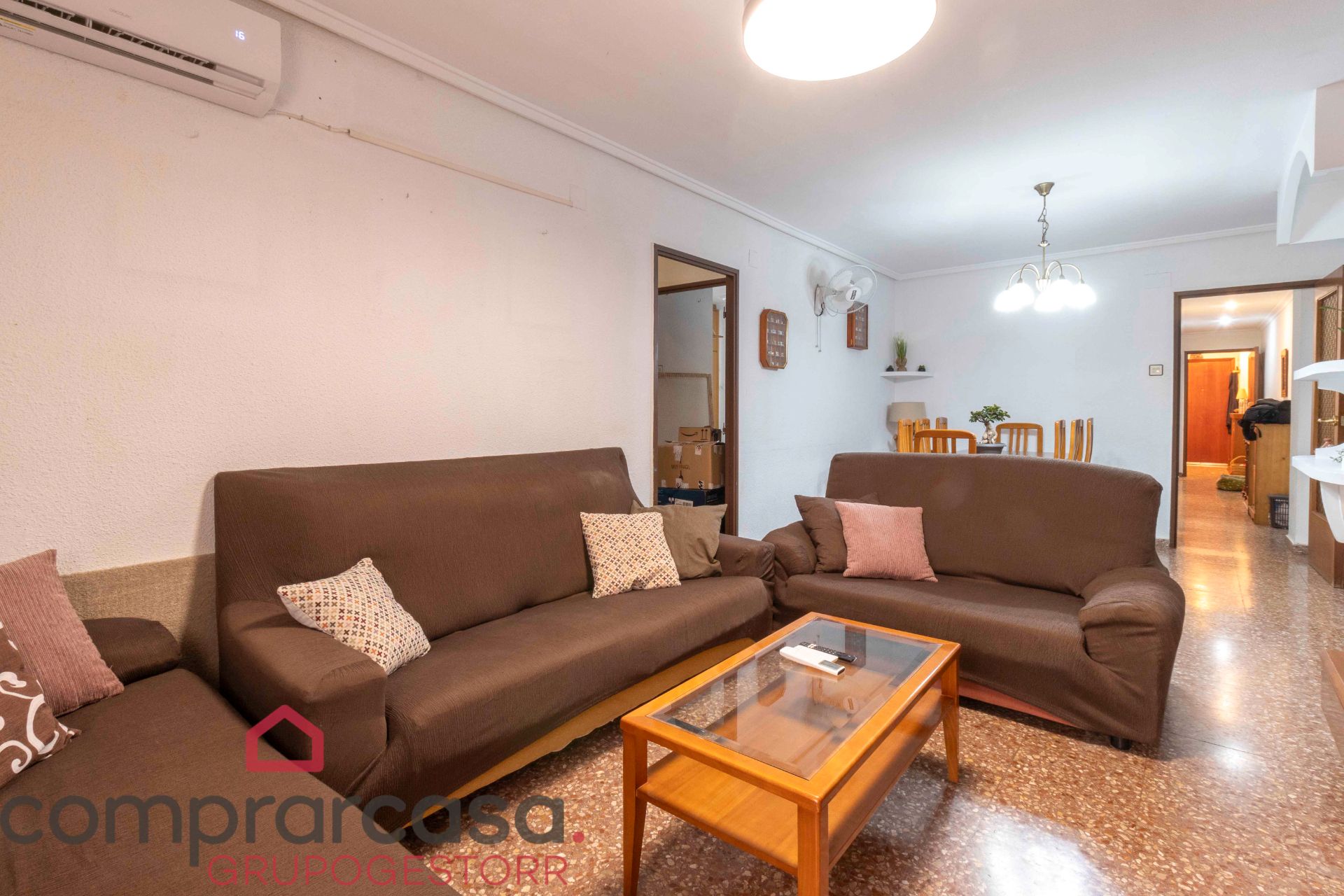 Living room of Flat for sale in Torrent  with Air Conditioner, Oven and Balcony