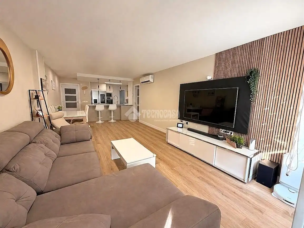 Living room of Flat for sale in Leganés  with Air Conditioner, Heating and Terrace