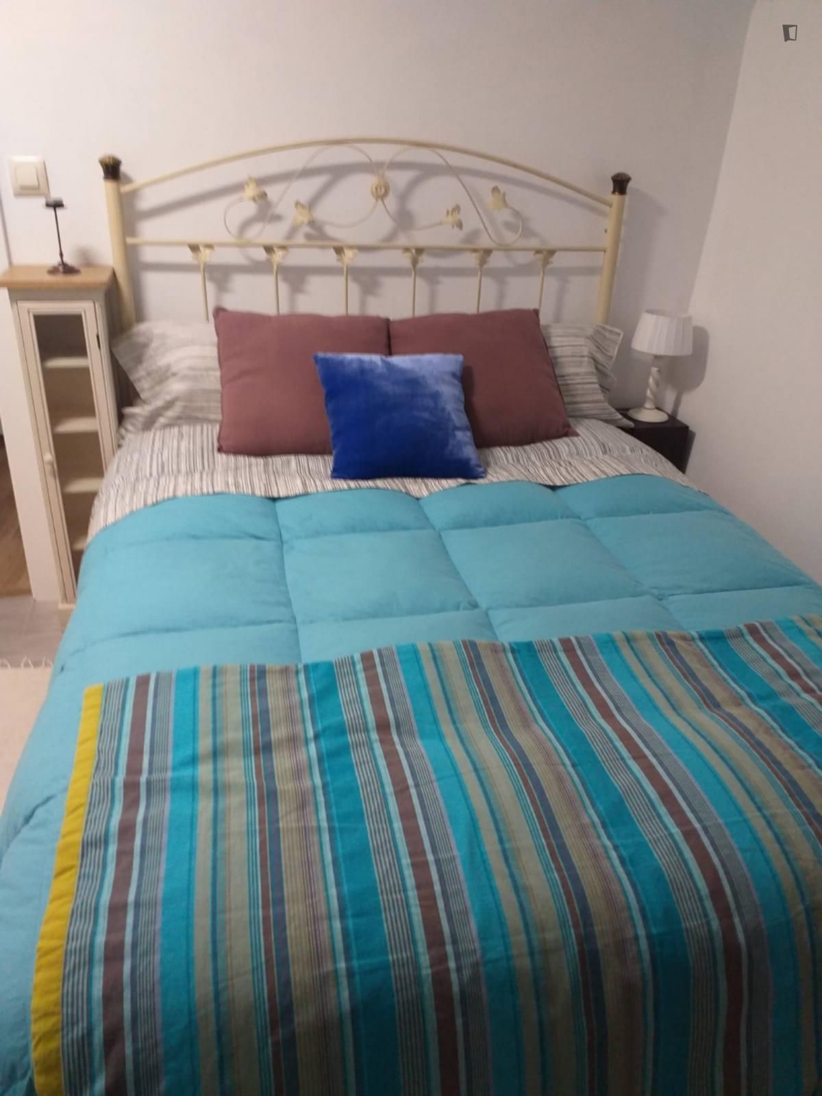 Bedroom of Study to rent in Vigo   with Air Conditioner, Heating and Furnished