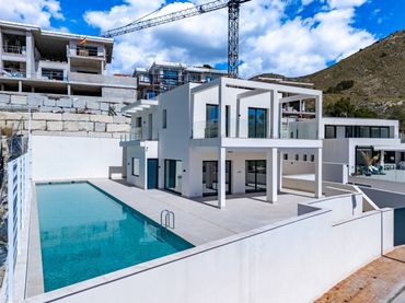Villa zum Verkauf in Golf Bahía