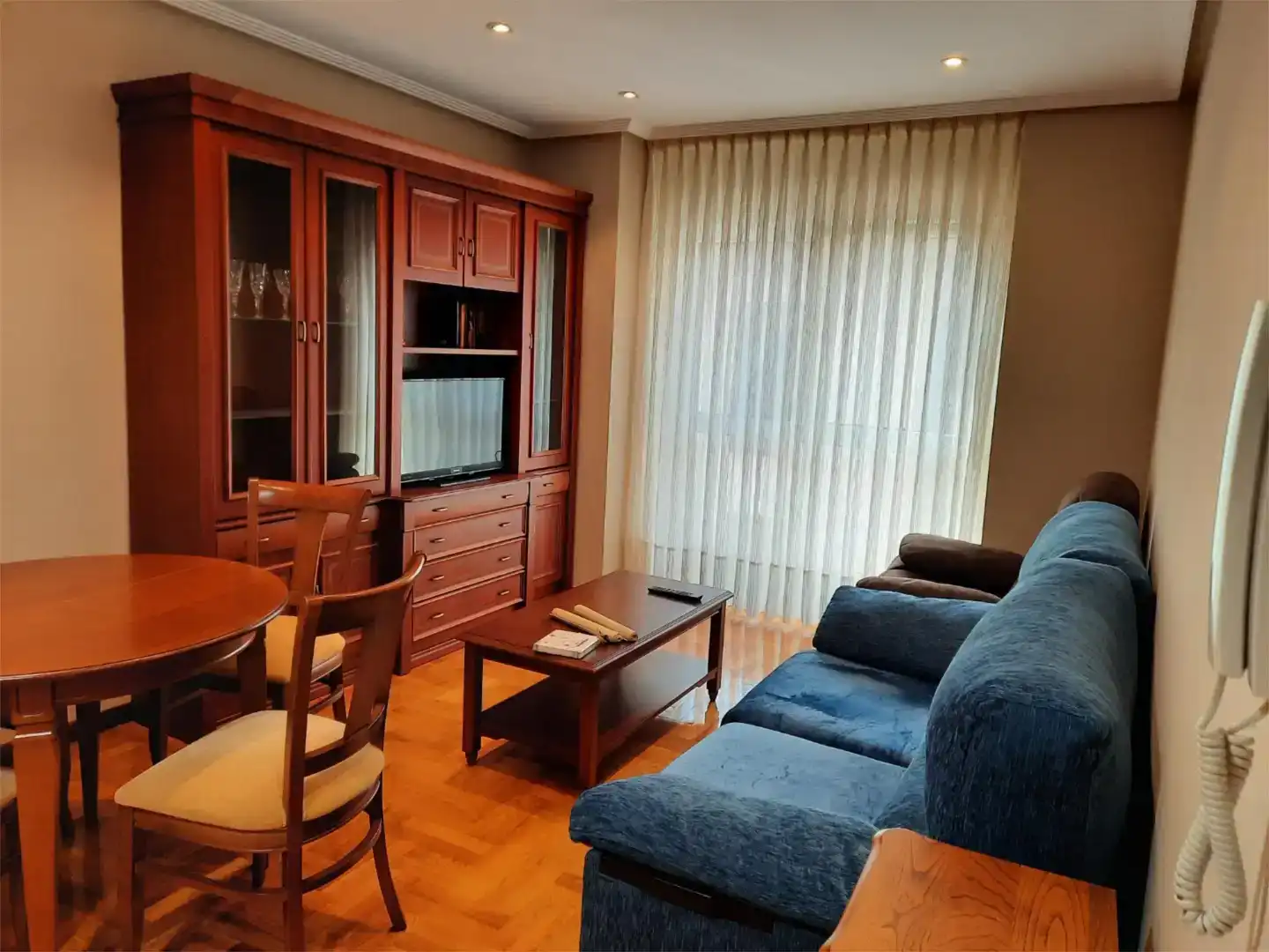 Wohnzimmer von Wohnung zur Miete in Gozón