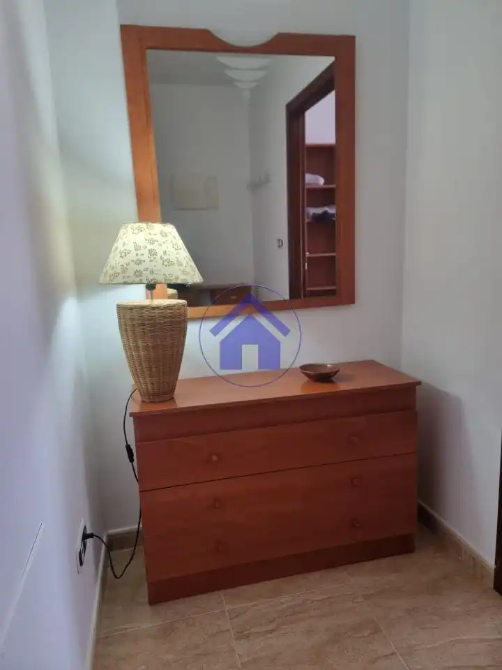 Ático de alquiler en Pontevedra Capital  con Calefacción, Amueblado y Balcón