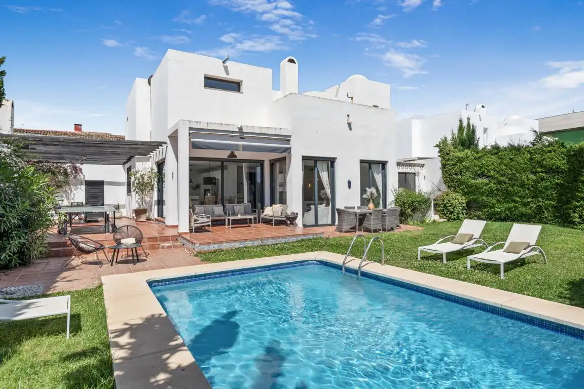 Exterior view of Houses for sale in Marbella  with Air Conditioner, Private garden and Terrace