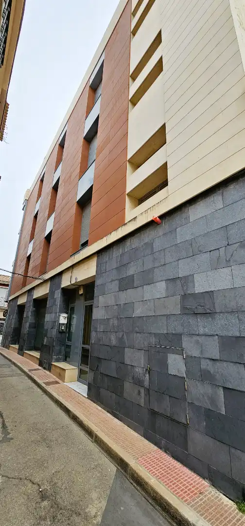 Inmuebles singulares con ascensor en venta en Avenida Santa Eulalia 64, imagen 4