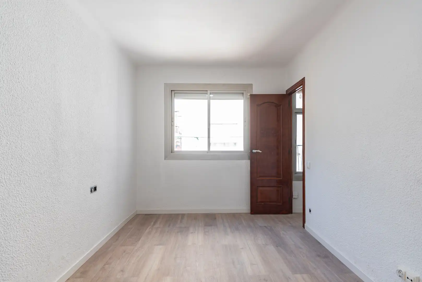 Bedroom of Flat for sale in Badalona  with Air Conditioner, Heating and Parquet flooring