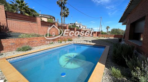 Exclusivo chalet con piscina y vistas a la montaña en Cervelló, imagen 4
