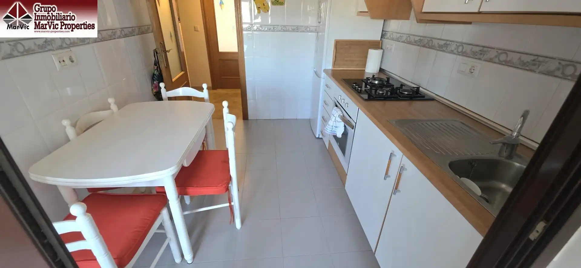 Kitchen of Flat for sale in Benidorm  with Terrace and Community pool