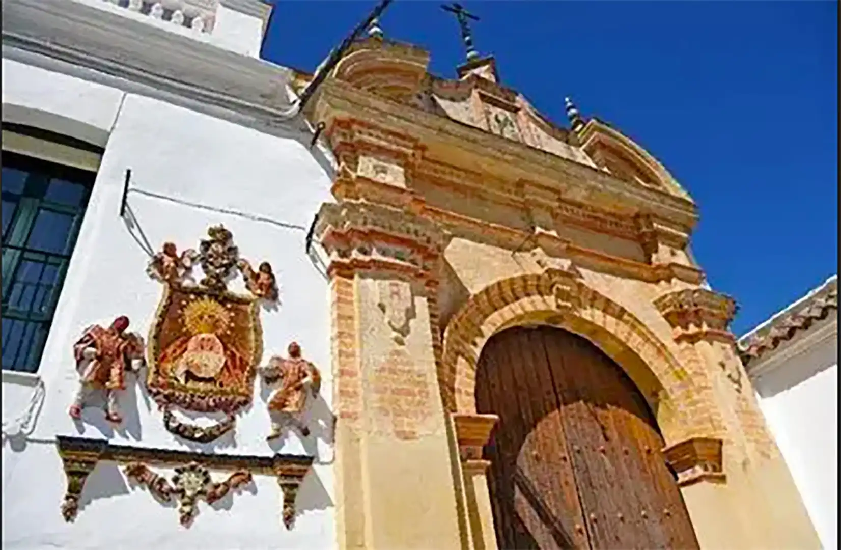 Vista exterior de Casa adosada en venda en Constantina amb Terrassa