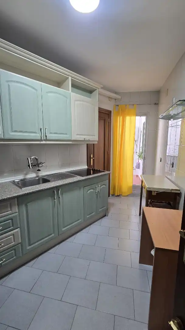 Küche von Wohnung zur Miete in Úbeda mit Heizung, Möbliert und Ofen