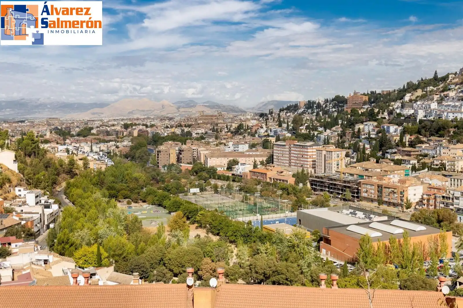 Exterior view of Houses for sale in Granada  with Air Conditioner, Private garden and Terrace