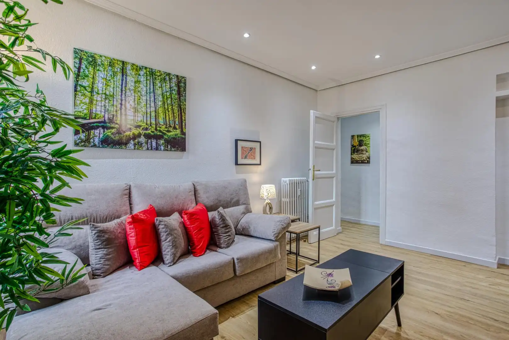 Sala de estar de Apartamento de alquiler en Madrid con Aire acondicionado, Calefacción y Parquet