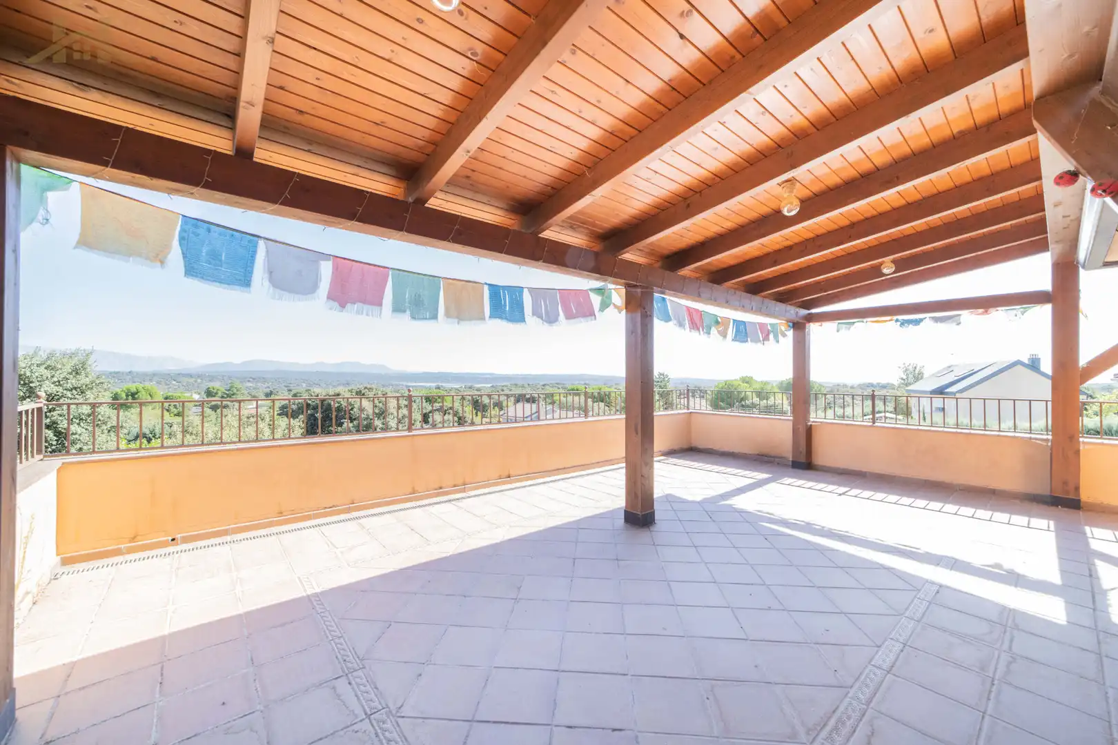 Terrassa de Casa o xalet en venda en Valdemorillo amb Calefacció, Jardí privat i Terrassa