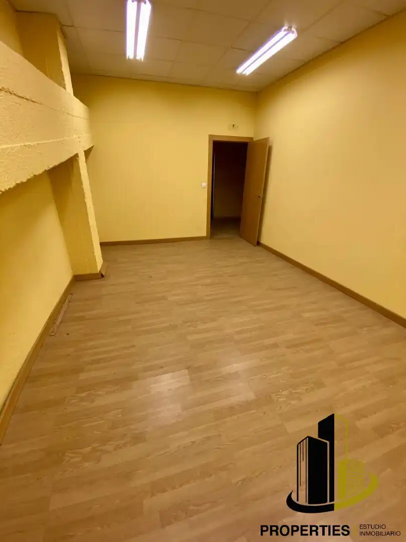 Business premises to rent in Guijuelo, imagen 8