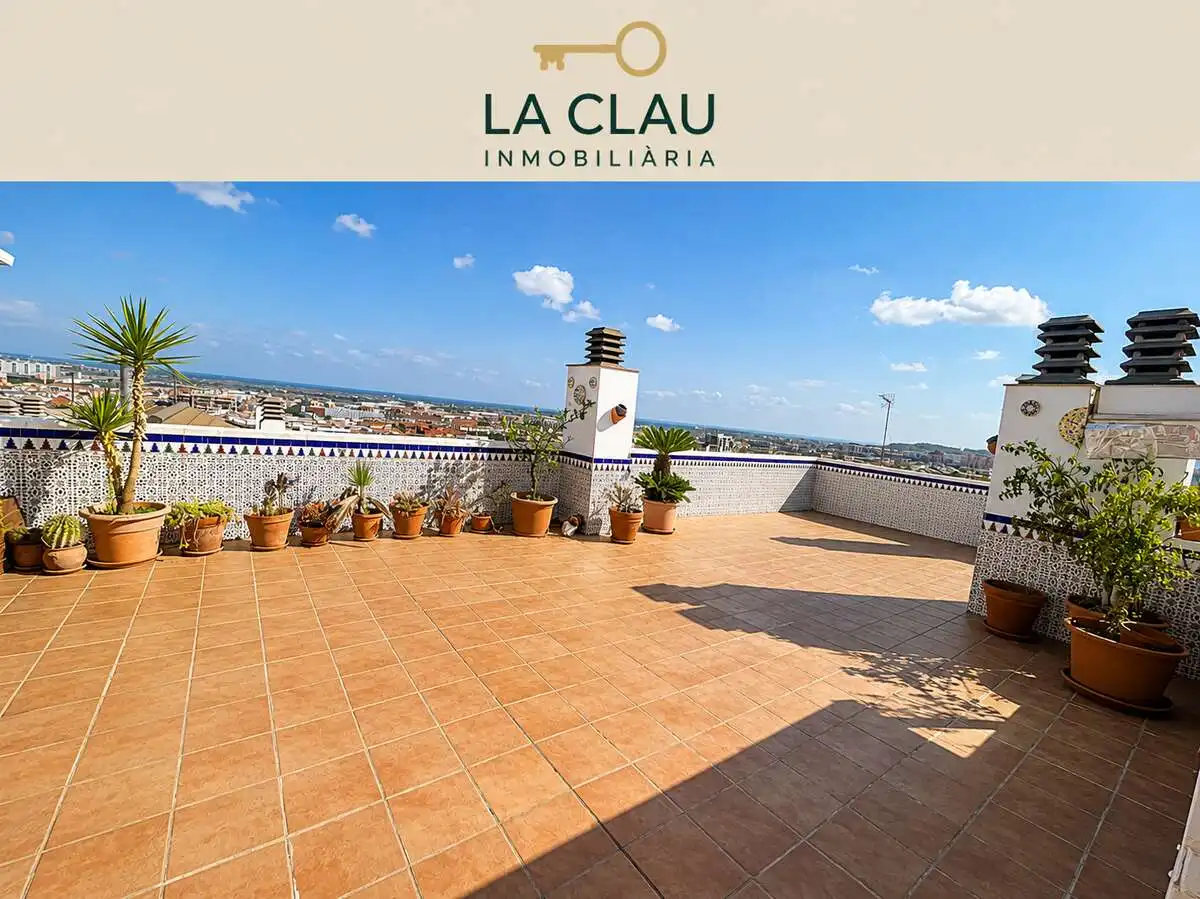 Exterior view of Attic for sale in Viladecans  with Air Conditioner, Heating and Terrace