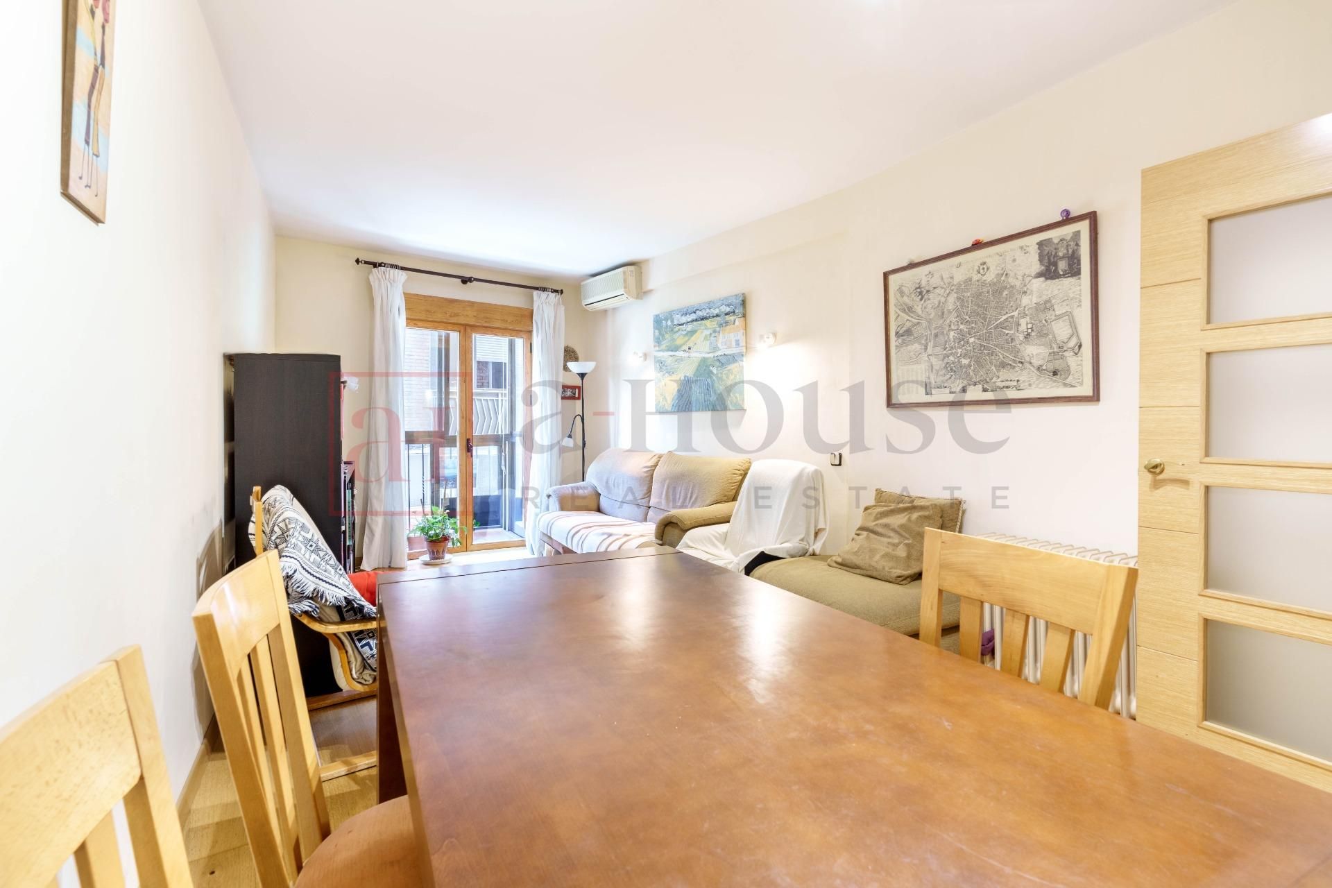 Exterior view of Flat for sale in  Madrid Capital  with Air Conditioner, Storage room and Balcony