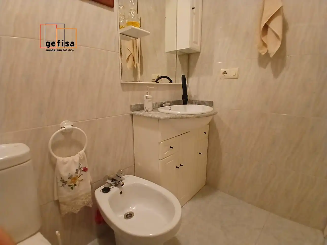 Baño de Casa o chalet en venta en Valdepeñas con Aire acondicionado, Calefacción y Terraza