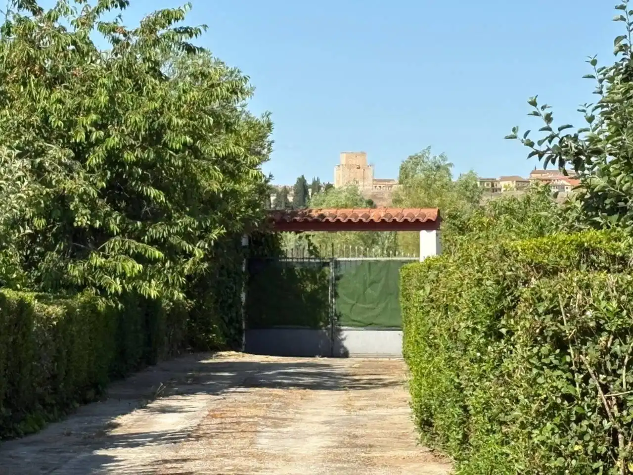 Houses for sale in Poligono 0, Ciudad Rodrigo