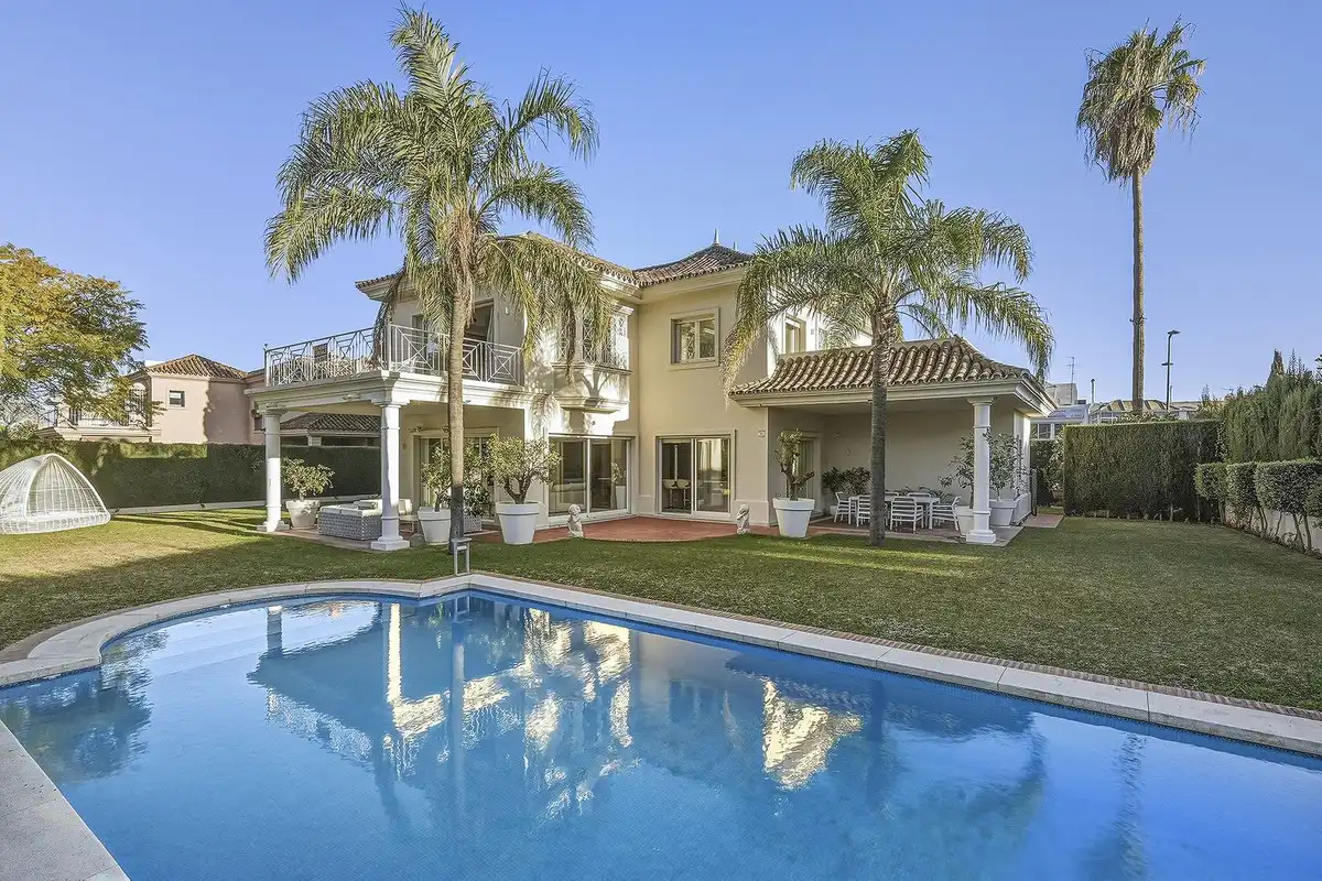Haus mit Pool zum Verkauf in Marbella - Marbella,Guadalmina,Camino Cortes