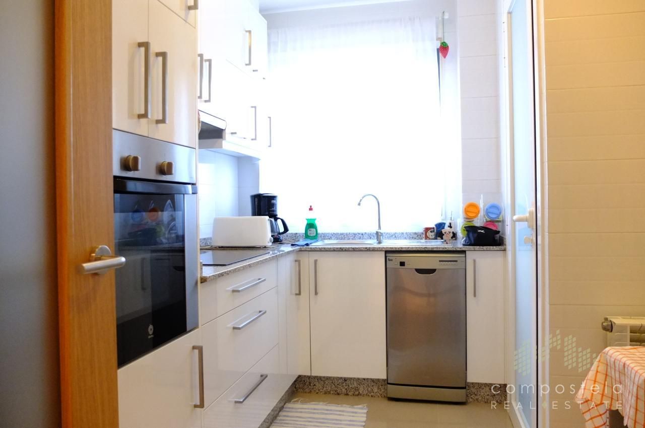 Kitchen of Flat to rent in Santiago de Compostela   with Heating, Storage room and Furnished