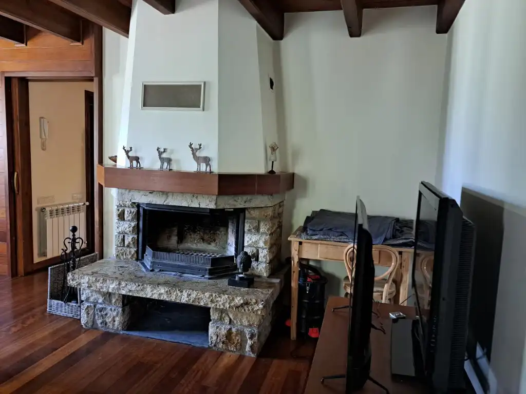 Houses for rent in Carrer Mossèn Cinto Verdaguer, 5, Das