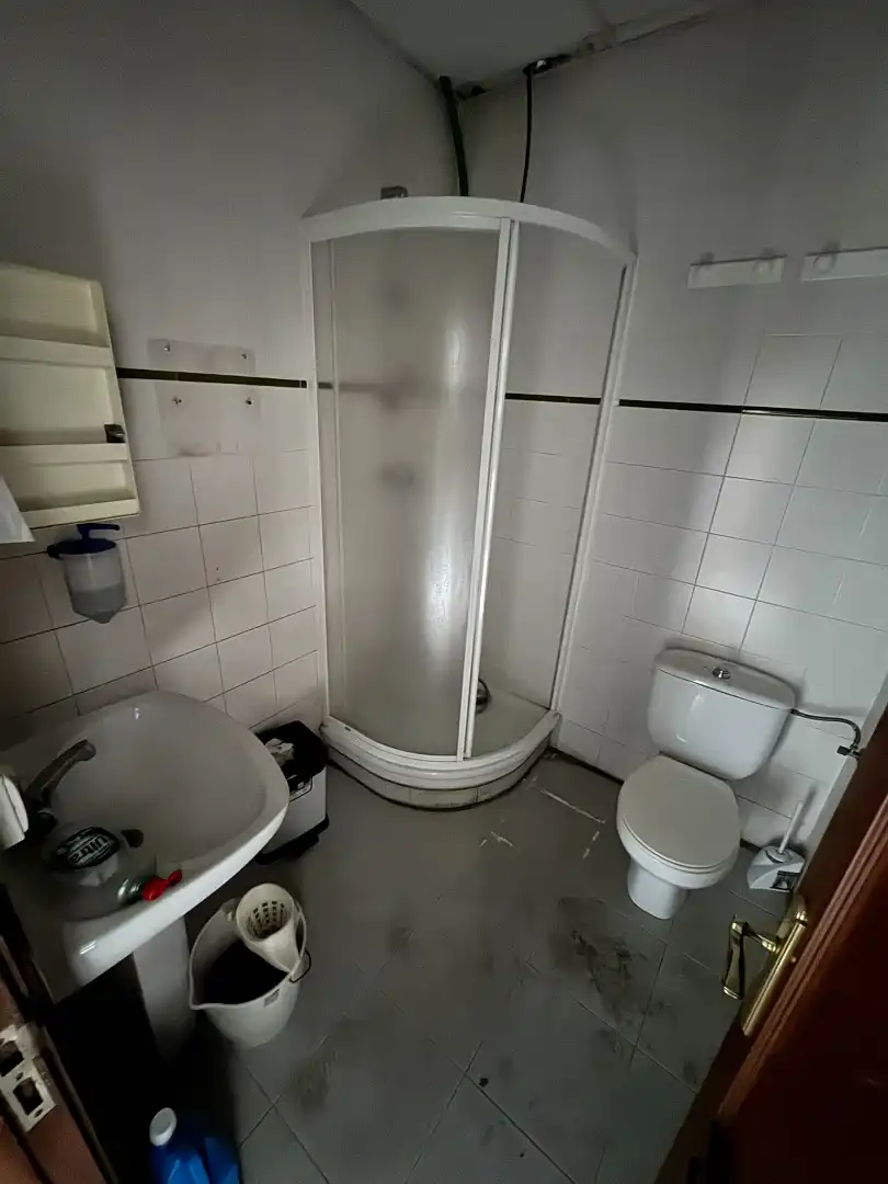 Bathroom of Industrial buildings for sale in Irun 