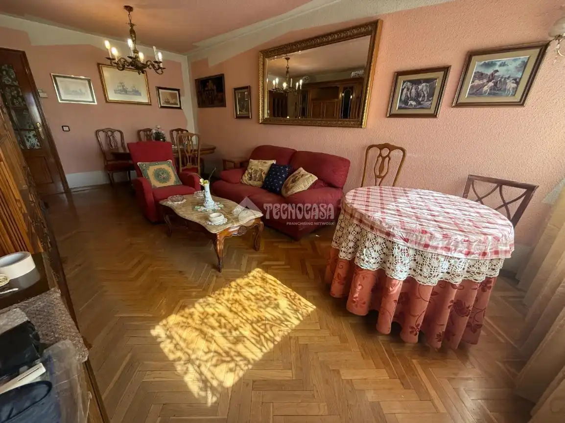 Pis en venda a Orcasitas