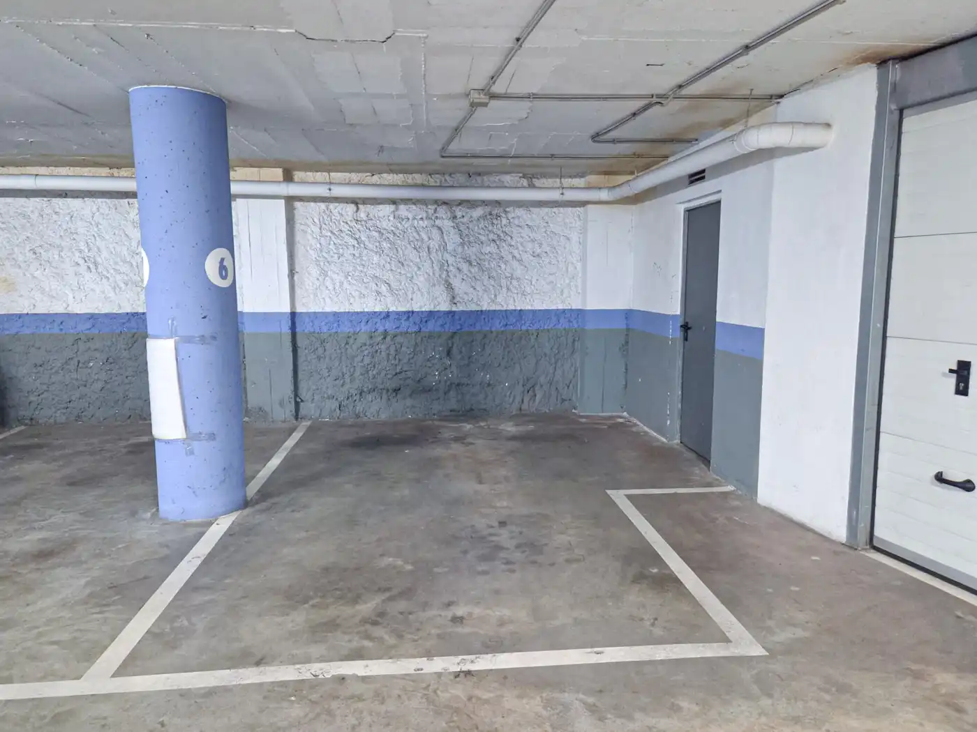 Parking of Attic for rent in Figueres  with Air Conditioner, Heating and Terrace