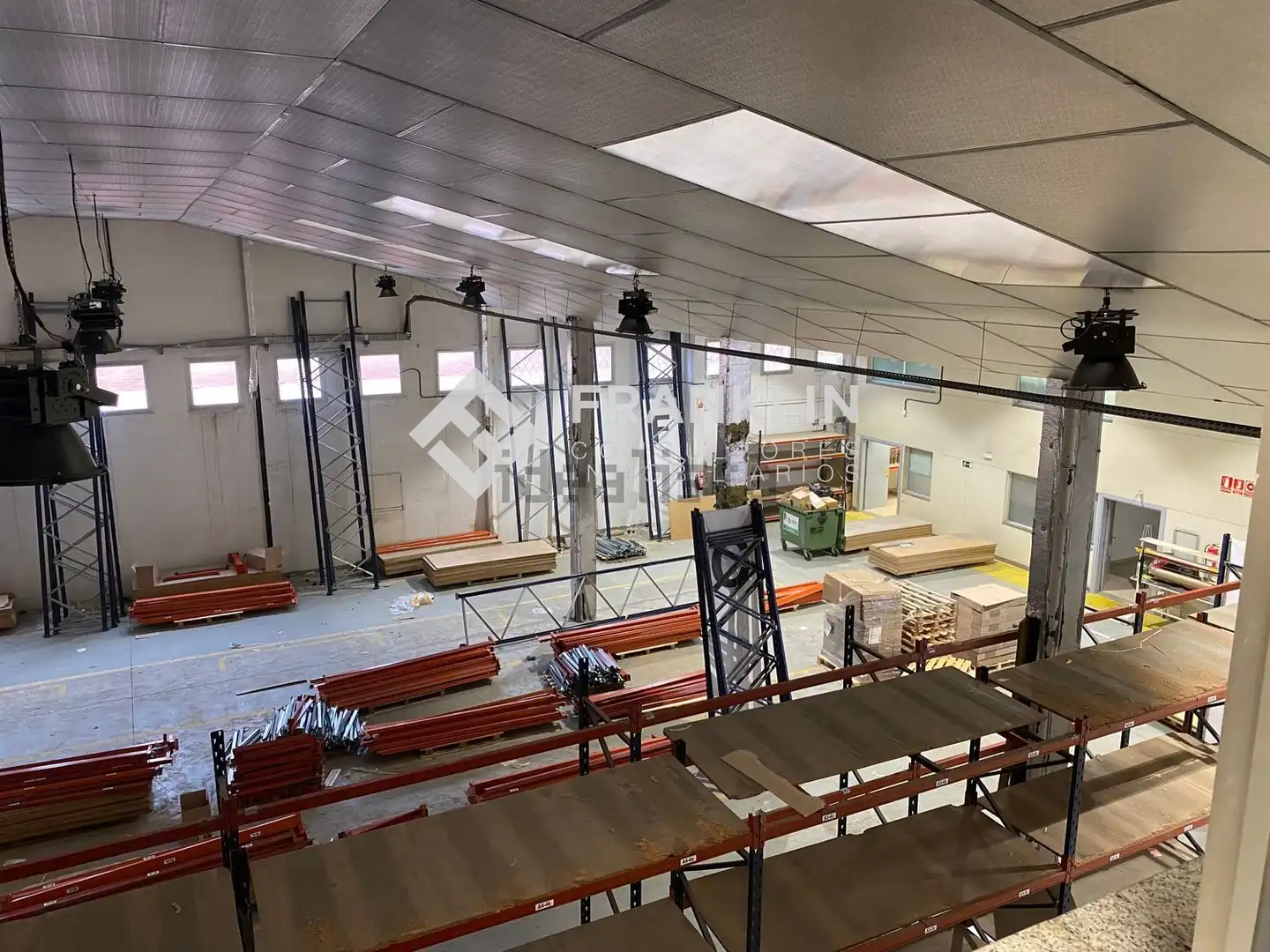 Nave industrial en venta en Cornellà de Llobregat