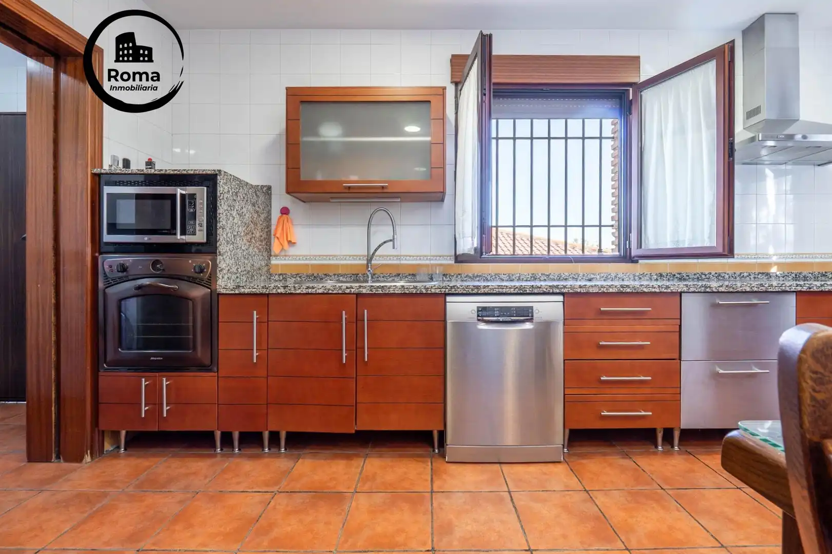 Chalet con terraza en venta en Cúllar Vega, imagen 40