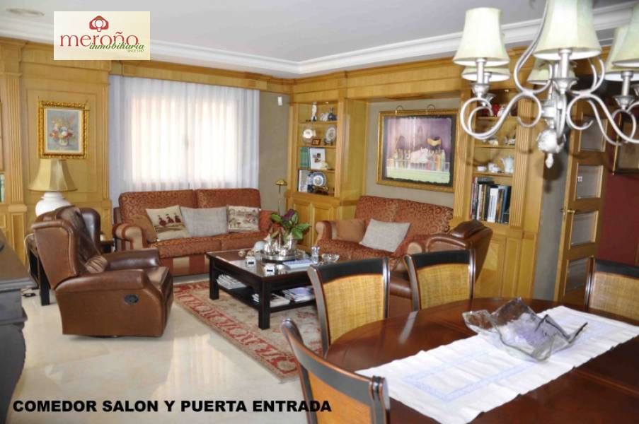 Living room of House or chalet for sale in Elche / Elx  with Air Conditioner, Private garden and Storage room