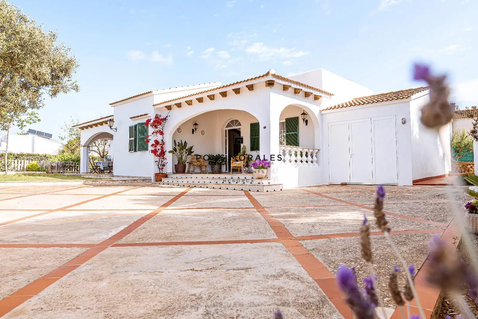 Vista exterior de Casa o xalet en venda en Ciutadella de Menorca amb Aire condicionat, Calefacció i Jardí privat