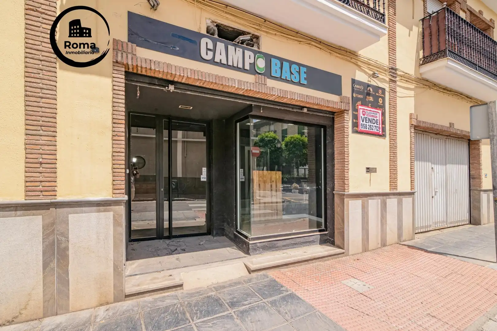 Locale commerciale in vendita a Calle Calle Calderón