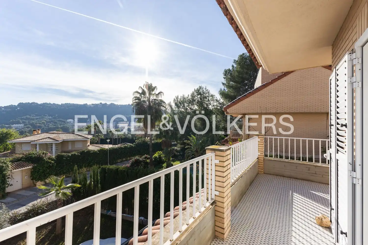 Terrassa de Casa o xalet de lloguer en Chiva amb Aire condicionat, Calefacció i Jardí privat