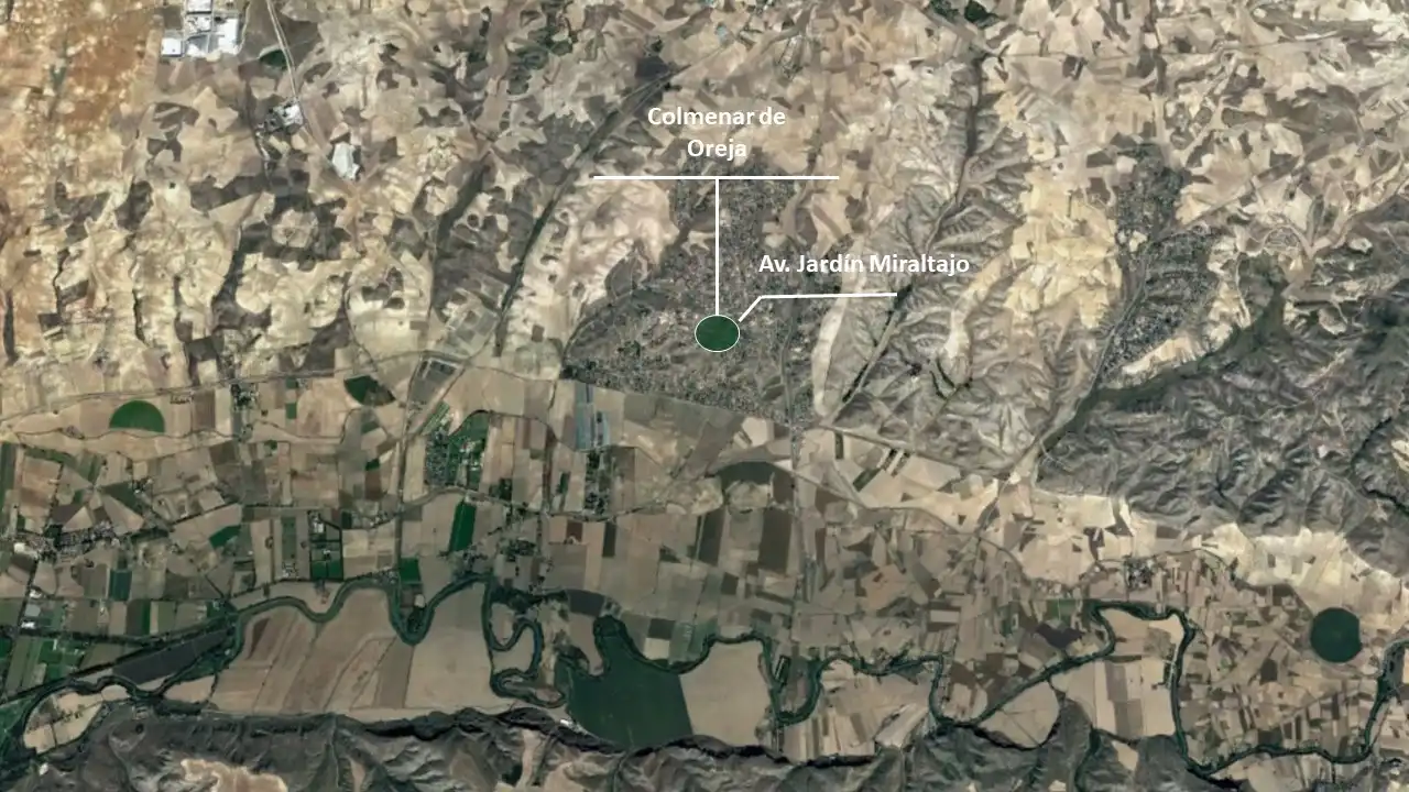 Terreno rústico en venta en Av Jardin Miraltajo, imagen 4
