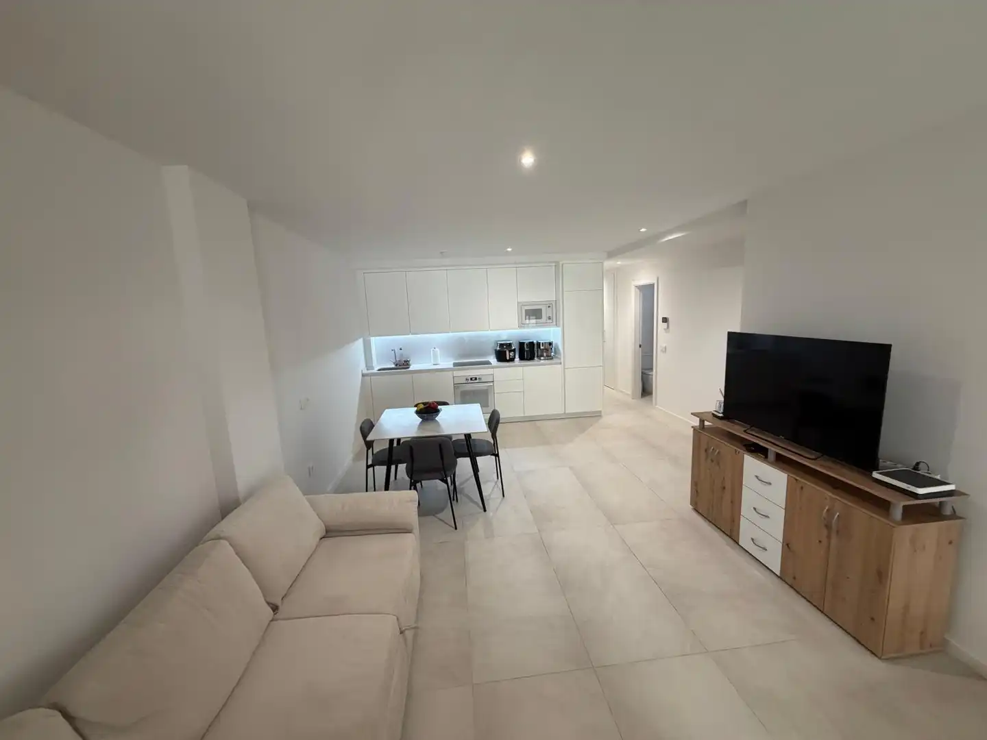 Living room of Flat for sale in Santa Cruz de Tenerife  with Terrace, Storage room and Furnished