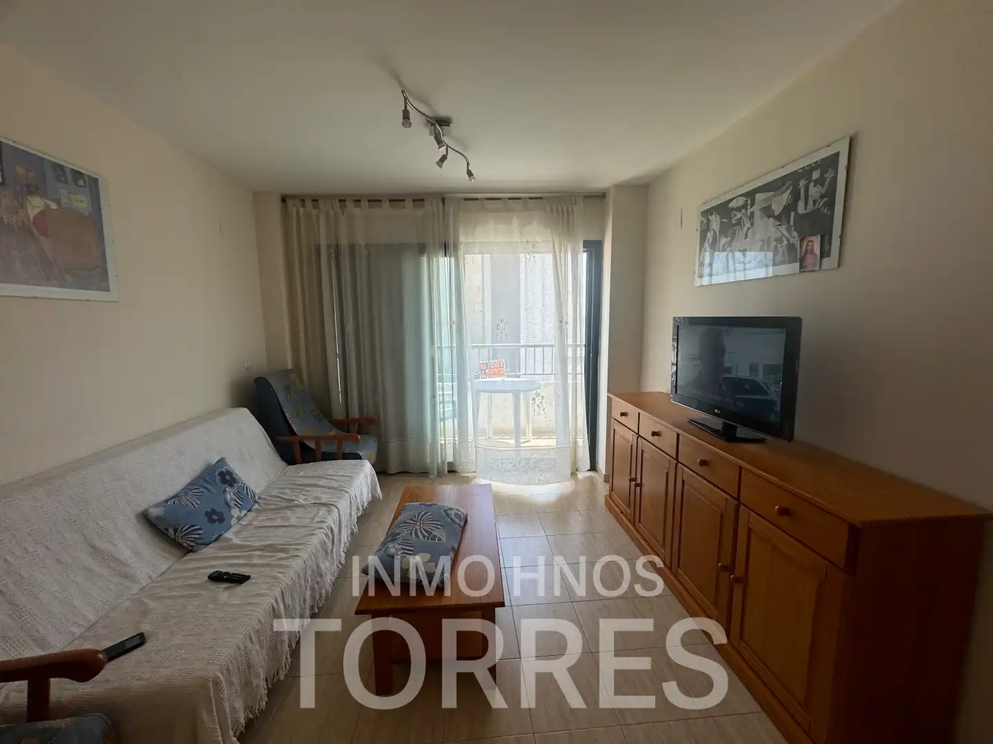 Piso con terraza en venta en Carrer de Migjorn