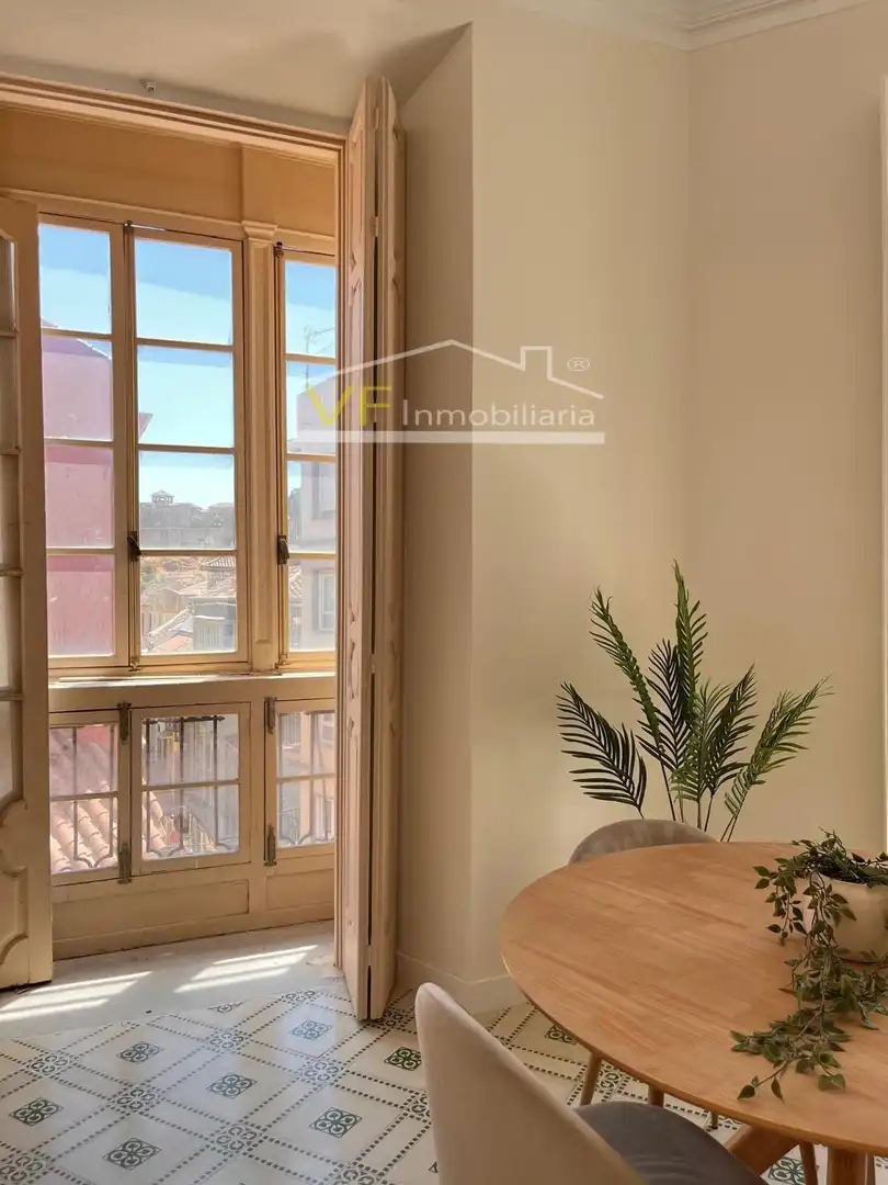 Appartamento con terrazza in vendita a Calle NIÑO DE GUEVARA