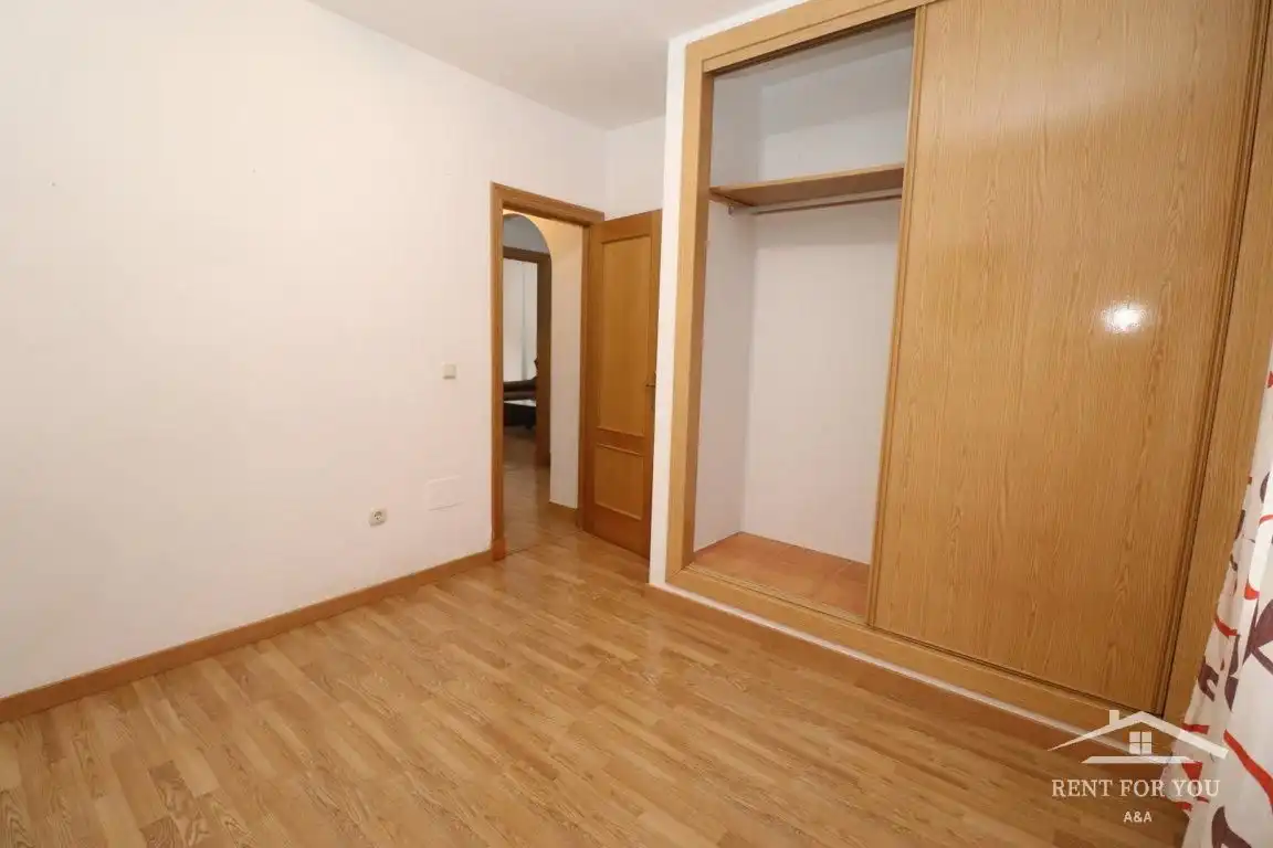 Erdgeschoss zur Miete in Coín