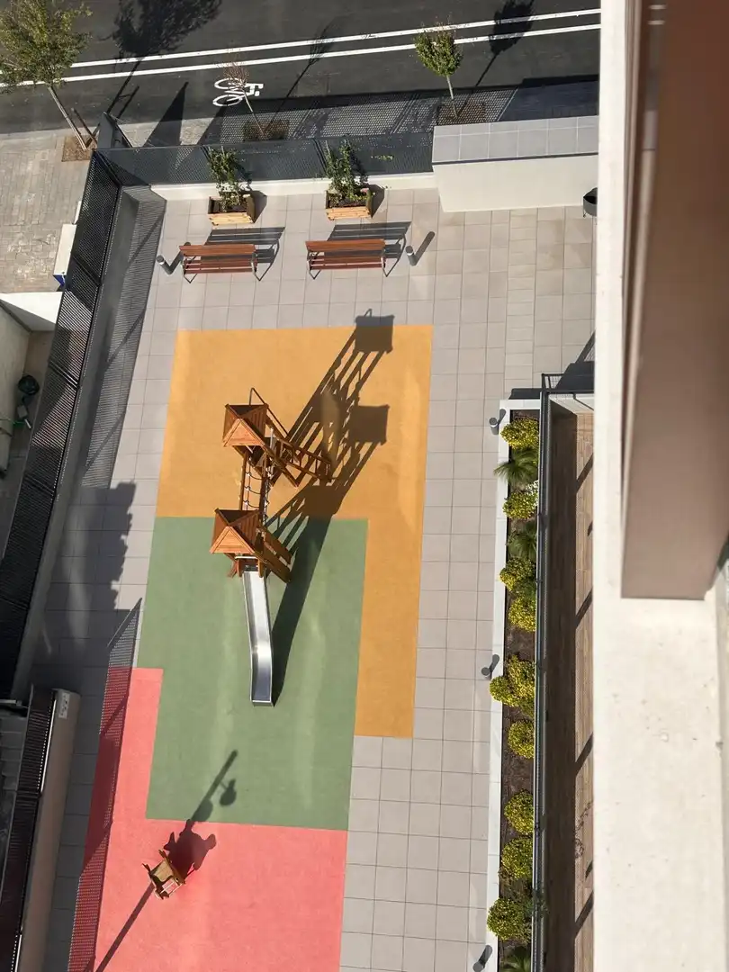 Terraza de Piso de alquiler en Fontsanta - Fatjó